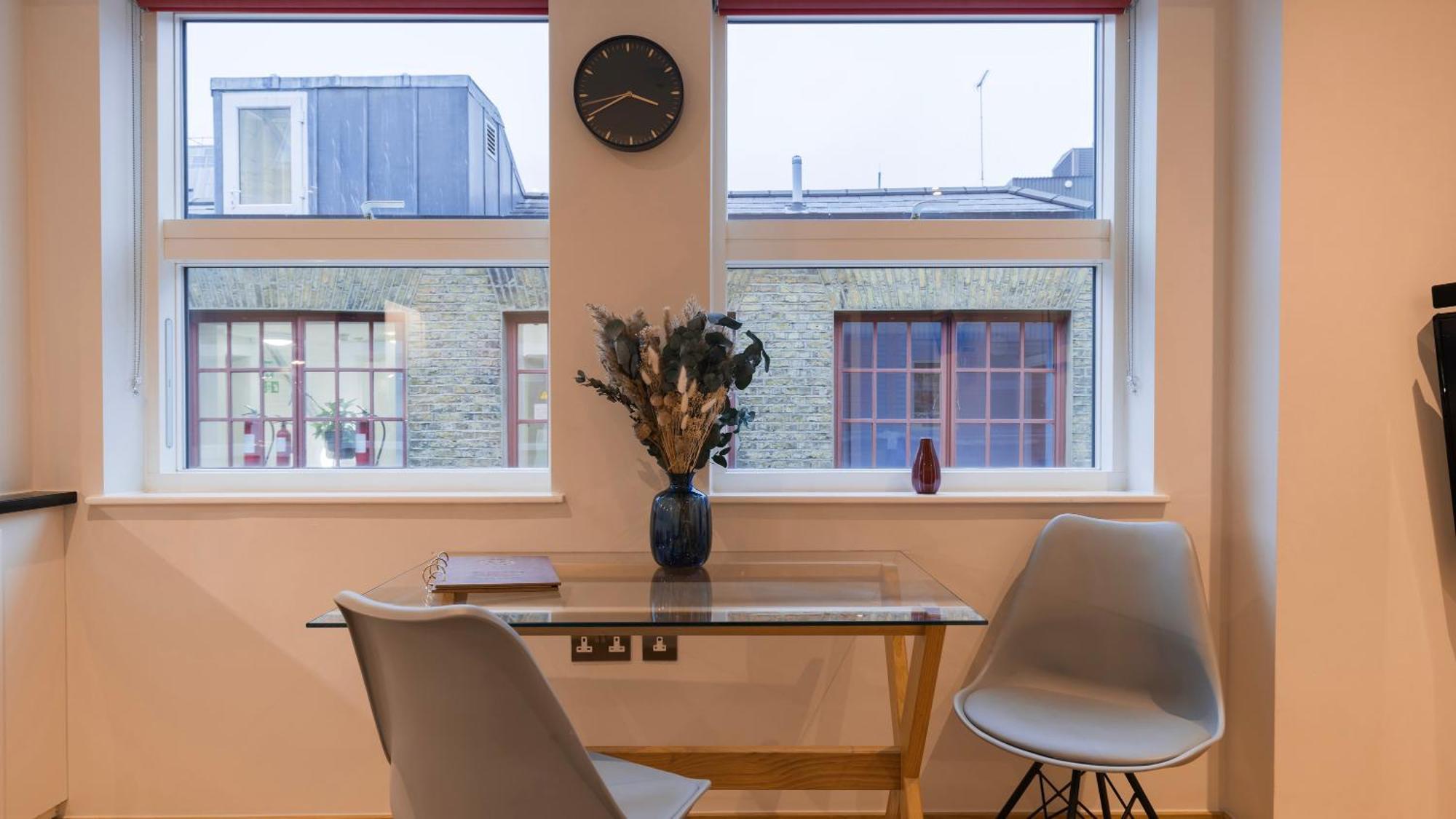 Barbican Serviced Apartments By Lovelystay London Exterior photo