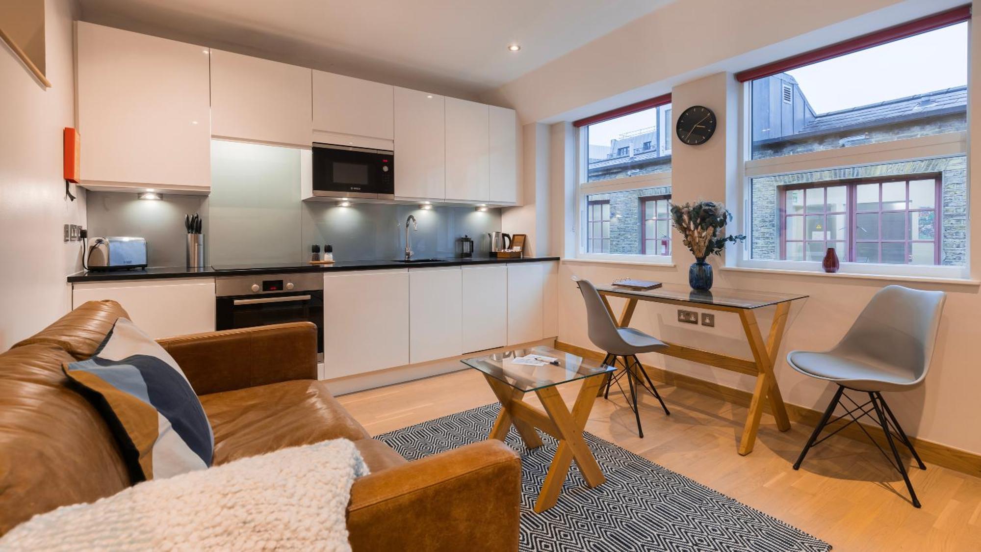 Barbican Serviced Apartments By Lovelystay London Exterior photo
